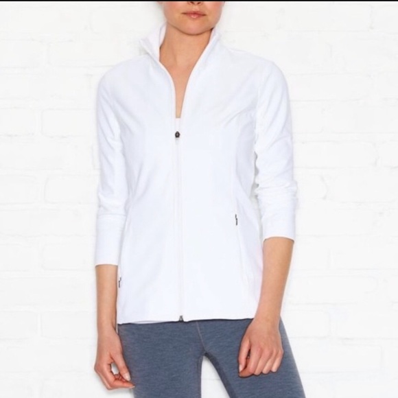 Lucy Jackets & Blazers - Lucy white tech Jacket sz Medium